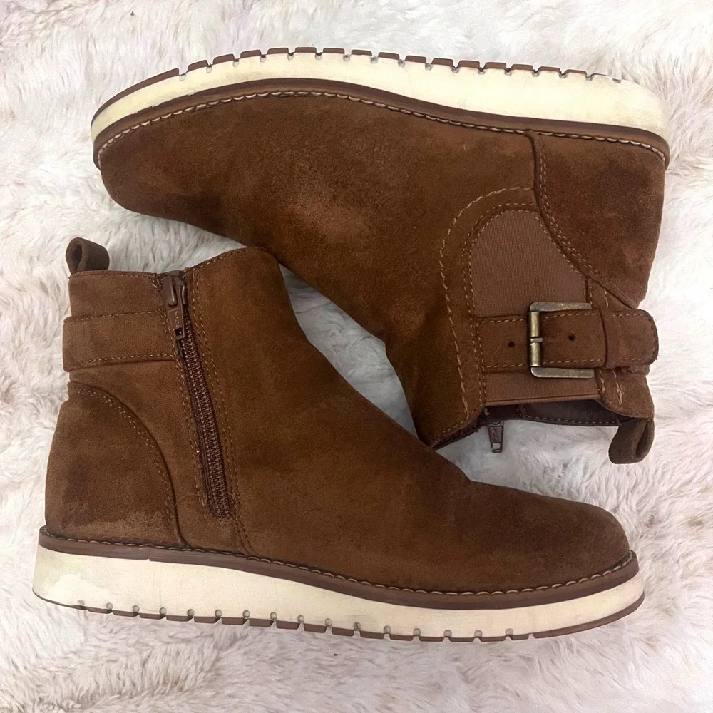 Kohl's Sonoma Cognac‎ Faux Suede Buckle Zip Ankle Boots Women's Size 6.5 Medium